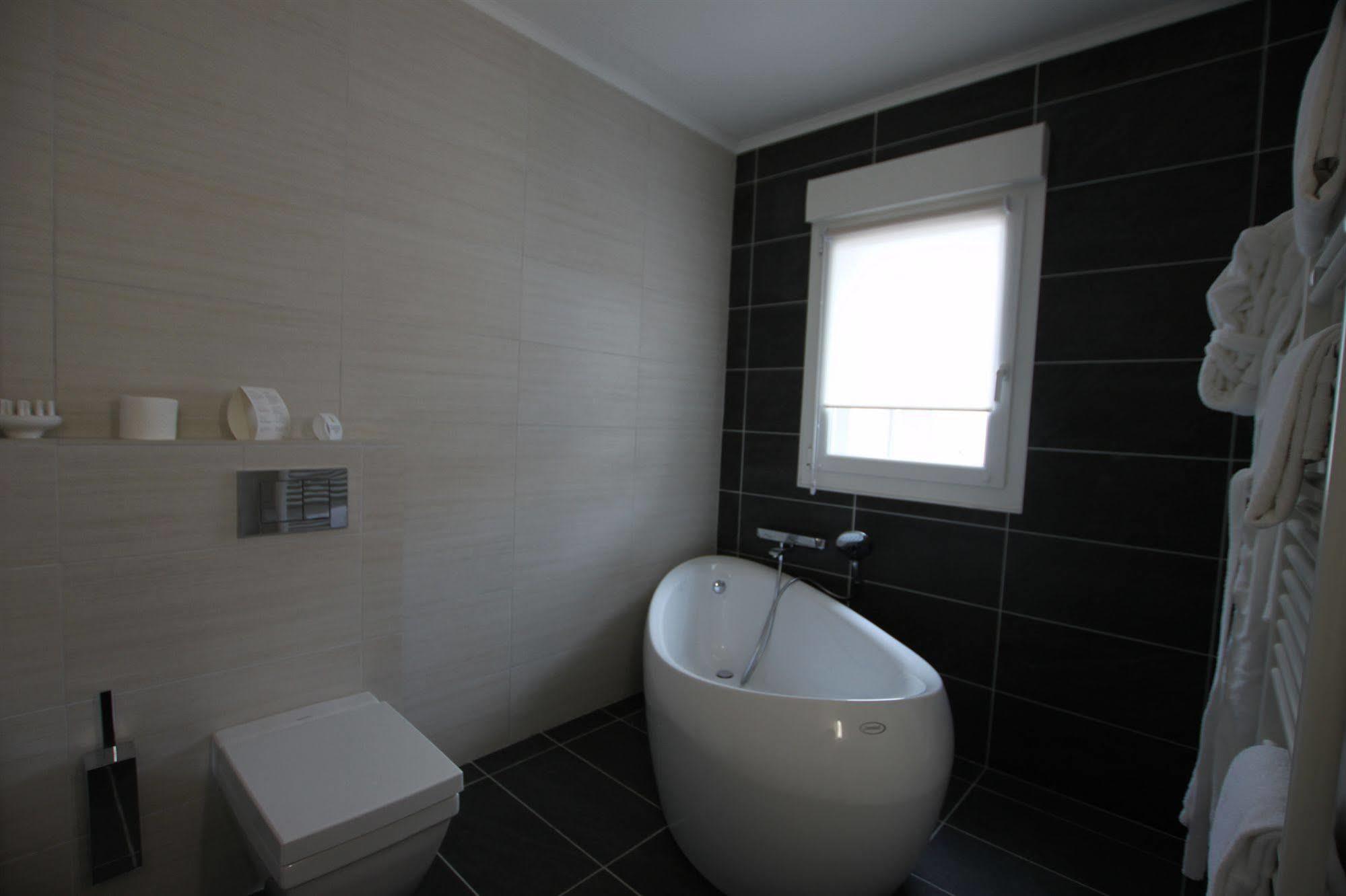 Le Cheval Blanc Hotel *